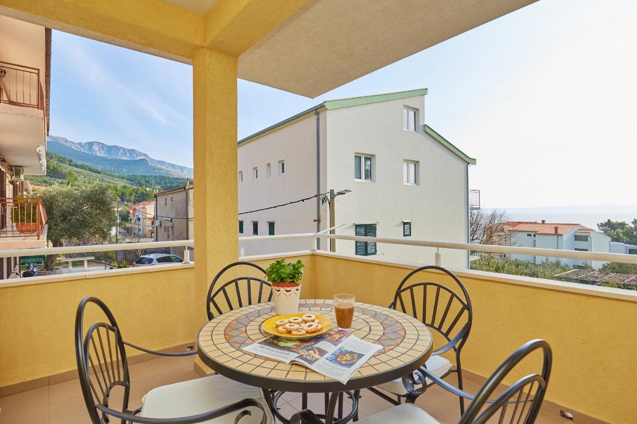 Apartments Zelic Tučepi Extérieur photo