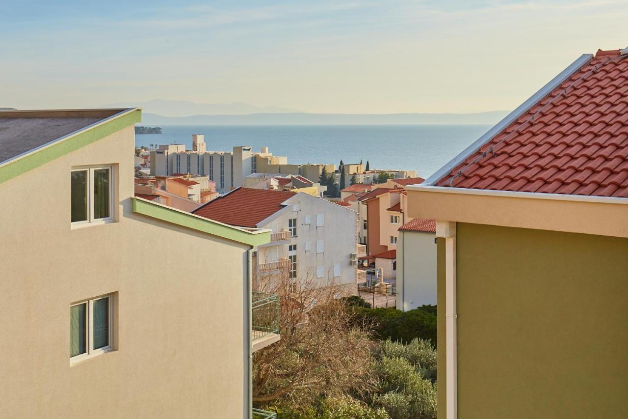 Apartments Zelic Tučepi Extérieur photo